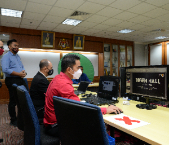 townhall iyres1